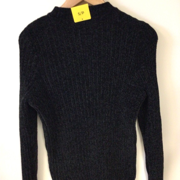 Jachs Girlfriend NWOT soft and cozy black sweater - Picture 3 of 9